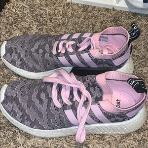Pink adidas nmd r2 pink sneakers